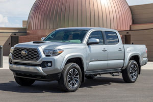 Modelo Popular de Exportación 2023 Toyota Tacoma TRD Sport Doble Cabina 4x4 V6 - Product Image 3