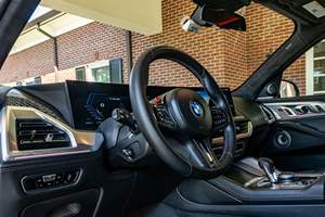 BMW XM 2023 USADO, Volante a la Izquierda/Derecha - Product Image 5