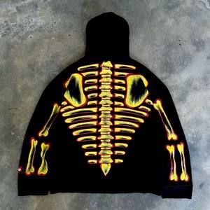 Sudadera con capucha personalizada Boxy Fit para hombre con estampado de Calavera, impresión digital lavada con ácido para la temporada de invierno - Product Image 4