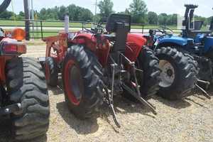 MASSEY FERGUSON 210-4 Tractor sobre orugas de rueda usado 70-90HP con componentes de cojinete de bomba de engranajes de motor KUBOTA para granjas - Product Image 2