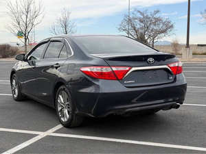 Auto Usado Económico Toyota Camry SE 2015 con Volante a la Izquierda - Product Image 6