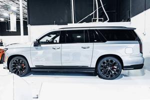 Cadillac Escalade-V ESV 2025 de Construcción Estándar - Product Image 4