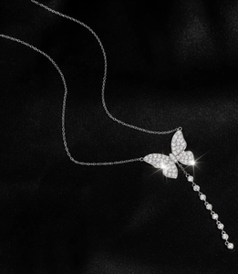 Gargantilla de cadena delicada de Plata de Ley 925, joyería fina para mujer, colgante de mariposa con VVS Moissanite, regalo para ella - Product Image 1