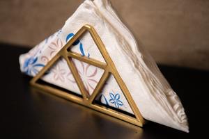 Porte-serviettes en laiton minimaliste moderne de qualité à l'exportation avec finition élégante Convient aux serviettes standard disponibles au meilleur prix - Product Image 5