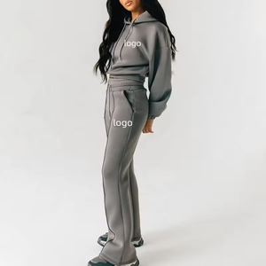 Customize Logo <b>Women</b> Sweatsuit with Crop Pullover Sweatshirt & <b>Straight</b> <b>Leg</b> Pant <b>Jogger</b> Tracksuits Set in Fleece Fabric hot sell - Product Image 4