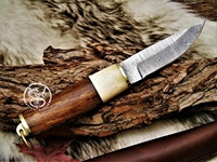 Handgemachtes Puukko Messer Feste Klinge Damast stahl Mittelalter liche Arbeit Wikinger messer Mit Lederbezug