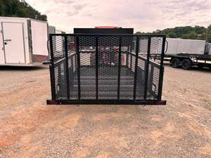 Remolque Utilitario de Eje Único 7x12 con Puerta de Rampa, Estructura de Acero Resistente para Transportar Equipos y Materiales - Product Image 2