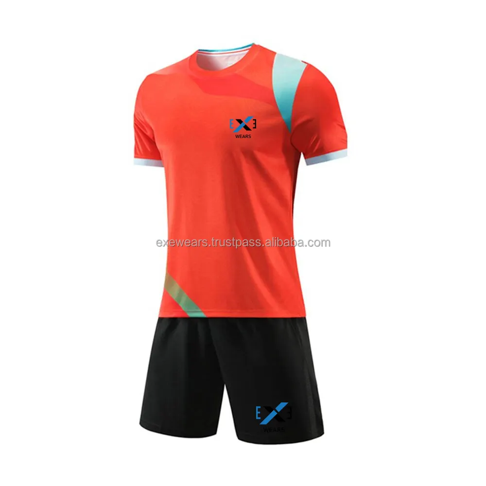 Großhandel Custom Soccer Wear für Männer Druck Design Football Shirt Soccer Kit Schnellt rocknende Kinder mannschaft Uniform