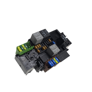 UNIDAD DE CONTROL DEL PORTAFUSIBLES MERCEDES Clase C S. Wagon W205 A2229063202 OM 626.951 Diésel 1600 (14>) - Product Image 2