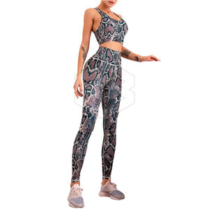 Precio barato Fitness Wear Quick Dry Mujeres Yoga Set Spandex Poliéster Hecho Mujeres Yoga Set - Product Image 1