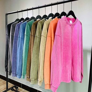 Sweatshirts à col ras du cou surdimensionnés Basics Sweatshirts en molleton délavés d'hiver personnalisés pour hommes Vente en gros - Product Image 2