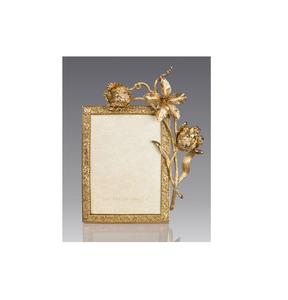 Marco de fotos de metal con acabado antiguo, bellamente diseñado para decoración del hogar de estilo vintage, acentos interiores elegantes - Product Image 1