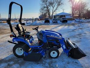 Tractor Agrícola WORK MASTER 25S 2024, Tractor de Ruedas 4x4, Motor de 100 HP, Bomba de 10 HP, Componentes de Caja de Cambios y Rodamientos, Garantía de 2 Años, Alta Calidad - Product Image 5
