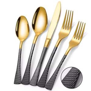 Juego de Cubiertos de Acero Inoxidable con Mango Martillado Moderno, con Acabado Espejo Negro, Dorado y Plateado, Apto para Lavavajillas, Sostenible y Duradero - Product Image 1