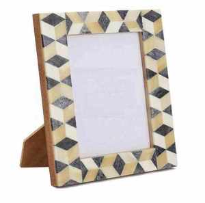 Marco de Fotos Rústico Hecho a Mano con Incrustaciones de Hueso Verde y Textura de Madera Vintage para Decoración de Mesa o Pared en la Sala de Estar - Product Image 5