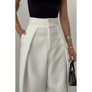 Pantaloni in Raso Plissettato Color Crema da <span class=keywords><strong>Donna</strong></span> <span class=keywords><strong>Elisa</strong></span> Fashion - Ecru - Product Image 4