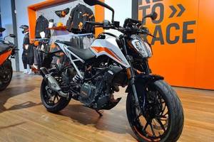 มอเตอร์ไซค์มือสอง ปี 2022 DUKE 390 390 ซีซี มอเตอร์ไซค์วิบากแบบสปอร์ต  ขนาดใหญ่ ระบายความร้อนด้วยน้ำ  แบบเน็คเก็ตไบค์ - Product Image 5