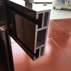 โปรไฟล์การอัดขึ้นรูปอลูมิเนียม - Product Image 2