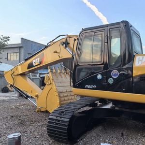 USA original de bel état utilisé pour la pompe modèle de la machinerie lourde 2016 de l'excavatrice 329D2 à vendre - Product Image 1