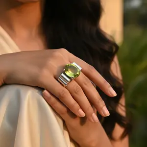 Anillo de Plata 925 y Oro Rosa de 18K para Mujer, con Peridoto, Corte de Gema, Chapado en Rodio, Joyería Fina - Product Image 2