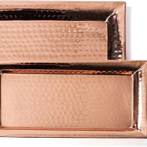 Plateau de service rectangulaire en cuivre avec aspect martelé authentique pour la cuisine et la salle à manger au prix de gros par AALIYAN IMPEX - Product Image 1