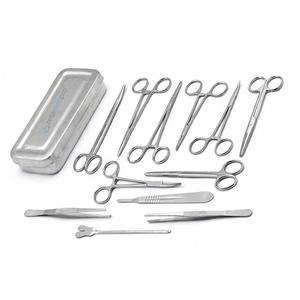 Juego de Instrumentos Quirúrgicos ZetomedPro - Herramientas de Acero Inoxidable de Primera Calidad en Estuche de Almacenamiento - Product Image 3