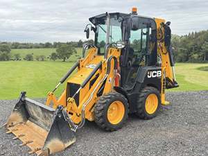 รถตักล้อยาง JCB 1CX มือสอง รถตักดินแบบสกิดสเตียร์ ขาย รถตักดินไฮดรอลิกดีเซลสำหรับงานก่อสร้าง - Product Image 1