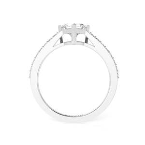 Bague de fiançailles en diamant coupe princesse solitaire avec accents pour femme - Product Image 4