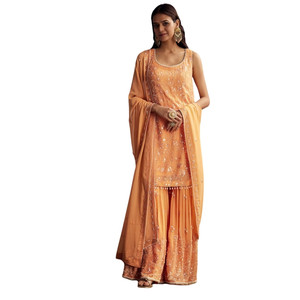 Ingrosso Arancione Georgette Sharara Tuta con Ricamato Kurta Dupatta per la Festa di Nozze Indossare la Festa di Ricezione e gli Ordini Personalizzati - Product Image 3