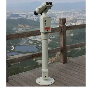 Kinh Doanh sử dụng kính viễn vọng hoạt động bằng tiền xu cho khách du lịch