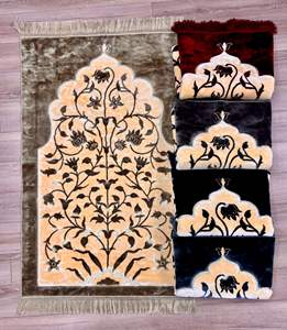 Tapis de prière turc islamique en velours gaufré de luxe, imprimé et tissé, avec pompons, tapis de culte musulman doux, OEM ODM, vente en gros - Product Image 3