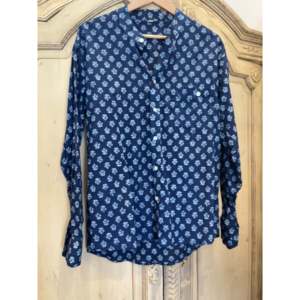 Camisa de Algodón Popelín con Estampado Floral para Hombre, Corte Holgado, Estilo Casual Diario con Decoración de Botones, Tallas XS a XL, para Otoño y Primavera - Product Image 1