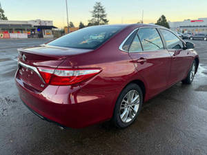 Auto Usado Económico Toyota Camry 2017 con Volante a la Izquierda - Product Image 5