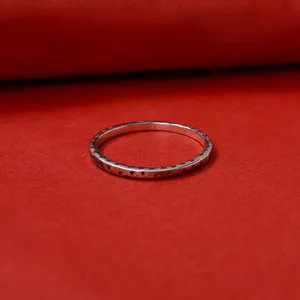 Bague texturée en argent 925 pour femme, bijoux minimalistes, cadeau - Product Image 3