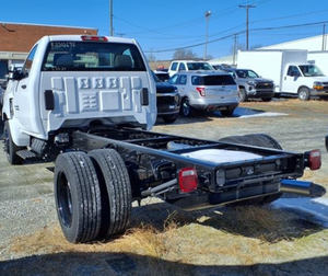 Camión de Trabajo Comercial con Chasis de Cabina Regular, Diésel Eléctrico Automático de Uso Pesado, Nuevo Modelo 2024, con Autonomía de 601-700 km y Potencia de 150-200 kW - Product Image 2