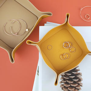 [FENICE] BANDEJA CUADRADA DE IMÁN (S) Plegada 120x120x45mm Bandeja de almacenamiento de escritorio de joyería de cuero ecológico premium-Impermeable Fácil de limpiar - Product Image 2