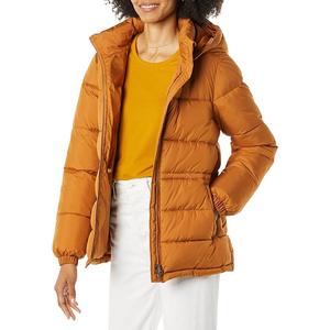 Blouson matelassé en toile de haute qualité pour femme, nouveau design, tendance, respirant, écologique, imperméable, teinture unie, traitement direct du matériau brut - Product Image 1