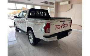 Sedán de Lujo Usado 2021, Volante a la Izquierda, Tracción Delantera, Asientos de Cuero, Control de Crucero, Techo Panorámico, Visión Trasera 360° - Product Image 2