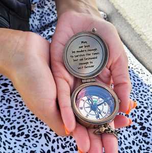 Brújula Personalizada de Primera Calidad, Brújula con Reloj Solar, Regalo de Aniversario, Regalos para Esposo, Regalo para Parejas, Regalos de Navidad - Product Image 1