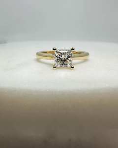 แหวนหมั้นเพชรโมอิสโมอิสตัดเจ้าหญิง8มม. แบบสี่ง่ามคลาสสิก | เครื่องประดับเจ้าสาวงานแต่งงานที่ดี - Product Image 4