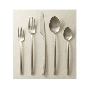 Service de couverts à prix export avec utilisation de vaisselle Ensemble de couverts en acier inoxydable de qualité supérieure au design simple pour hôtels et restaurants - Product Image 1