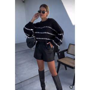 Suéter de Punto con Diseño de Gotas para Mujer 1009 - Product Image 2