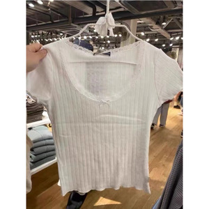 Camiseta de algodón de manga corta para mujer con diseño de logotipo personalizado OEM con top ajustado de encaje americano zelly - Product Image 5