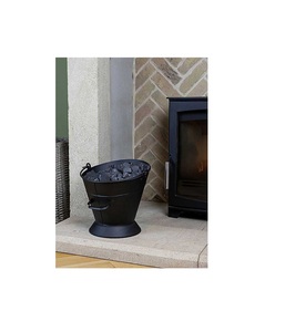 Cubo de metal de hierro y carbón con acabado negro simple y mango ergonómico para almacenar carbón o madera junto al hogar interior - Product Image 2