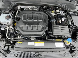 Pre-owned 2022 Golf GTI AUTOBAHN avec Navigation utilisé hayon RHD/LHD conduite à droite véhicule de voiture sombre livraison rapide disponible - Product Image 3