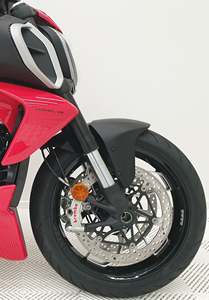 Nuestra Ducatis Diavels 2025 de alta calidad está lista para ser enviada a todo el mundo. - Product Image 3