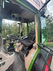 Tracteur agricole à roues FENDT 210 V S3 PROFI d'occasion, 110 CV, 120 CV, 140 CV, 150 CV, 4 roues motrices, le meilleur pour la ferme - Product Image 5