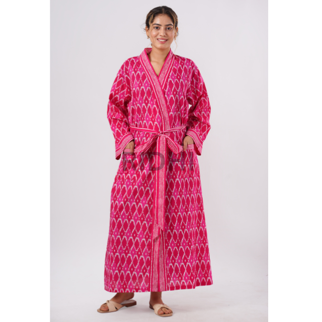 ชุดกิโมโนผ้าฝ้ายพิมพ์ลาย Ikat สีชมพู