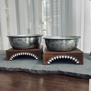 Tazón Grande Tradicional con Base de Madera, Vajilla de Lujo de Acero Inoxidable Ecológico Sin Recubrimiento, Diseño Pulido, Tazón para Bodas - Product Image 1