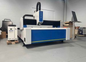 Machines de découpe laser à fibre avec livraison gratuite, haute puissance, précision de 0,05 mm, découpeuse de métal avec vitesse de 360 IPM et grand plateau de travail - Product Image 5